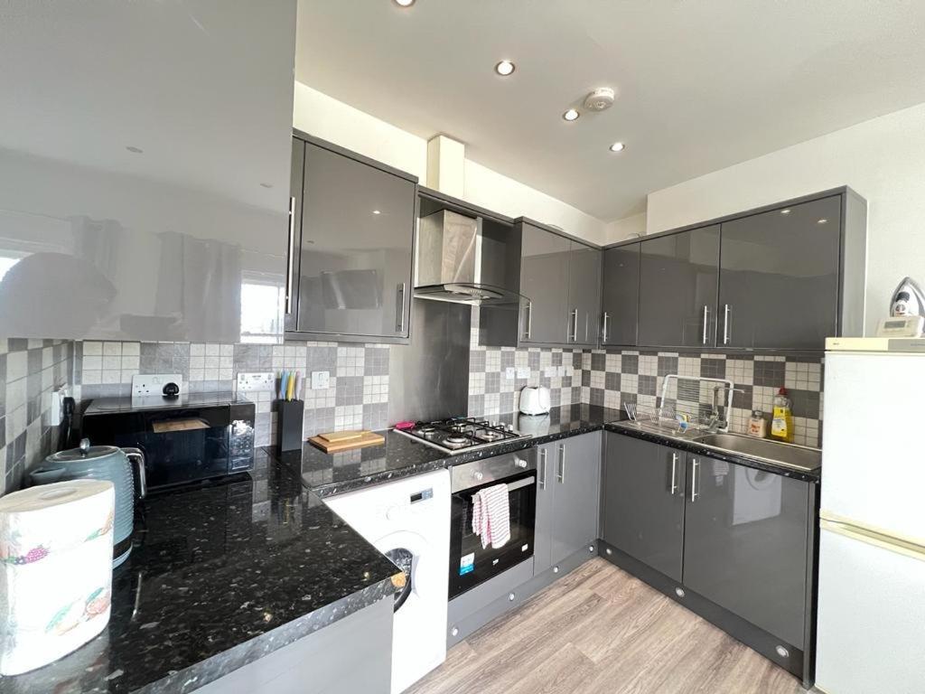 Entire New Flat With View To River Yare, H7 Daire Great Yarmouth Dış mekan fotoğraf