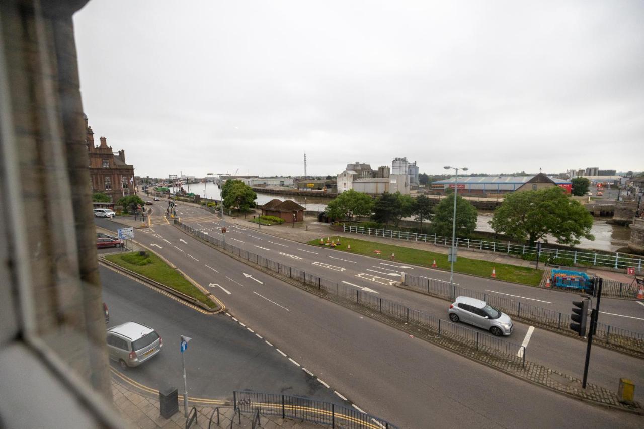 Entire New Flat With View To River Yare, H7 Daire Great Yarmouth Dış mekan fotoğraf